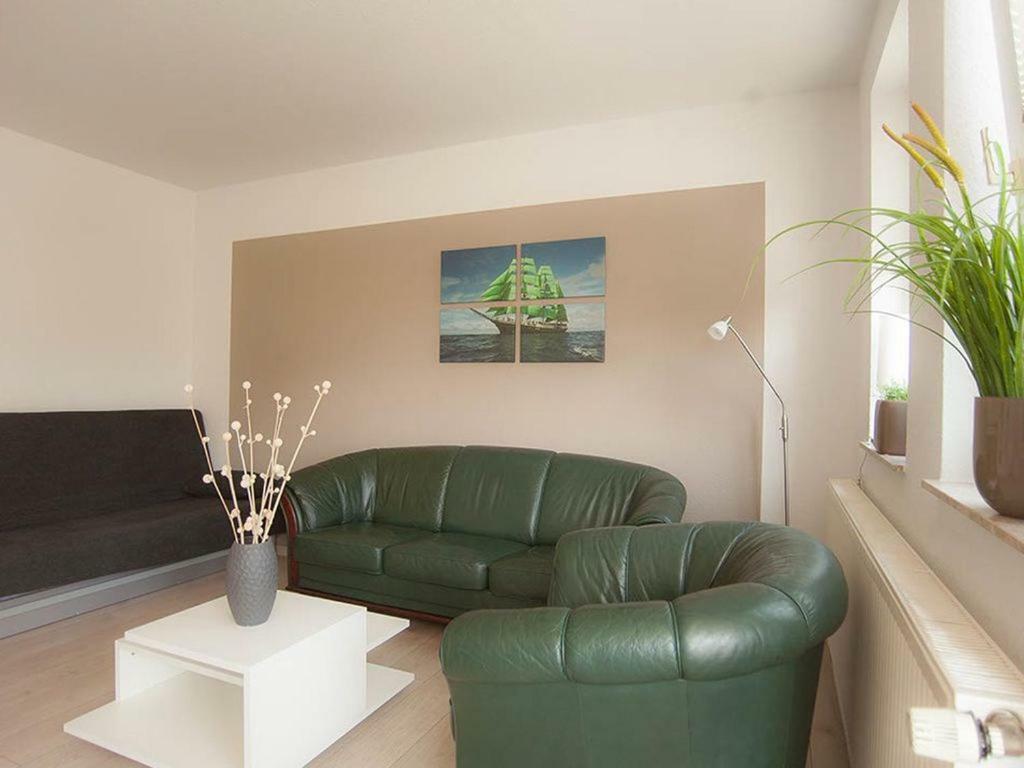 Schiller-Quartier 6 *